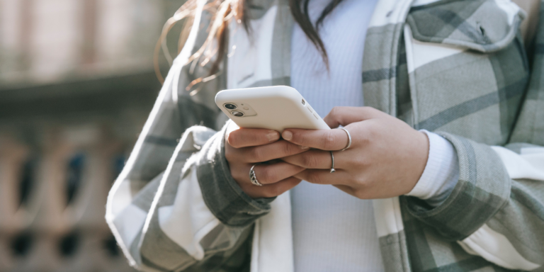 Optimiza tu SAC con la Revolución Omnicanal: Chatbots y SMS al Servicio del Cliente